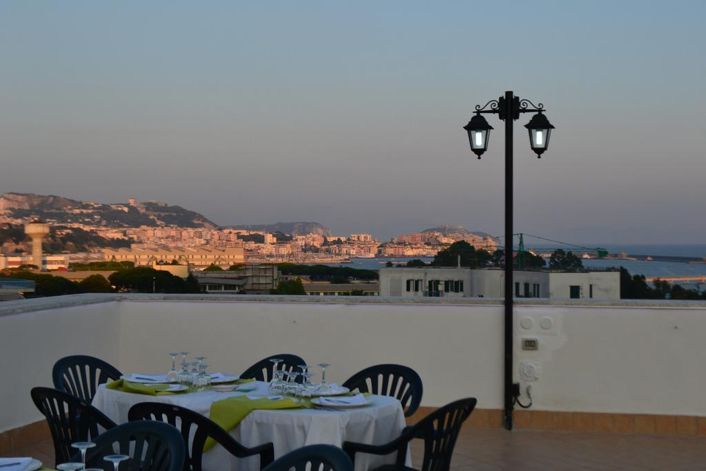 Hotel Santa Marta Pozzuoli Eksteriør bilde